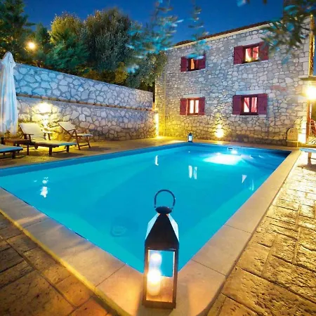 Villa Rosso Itháki